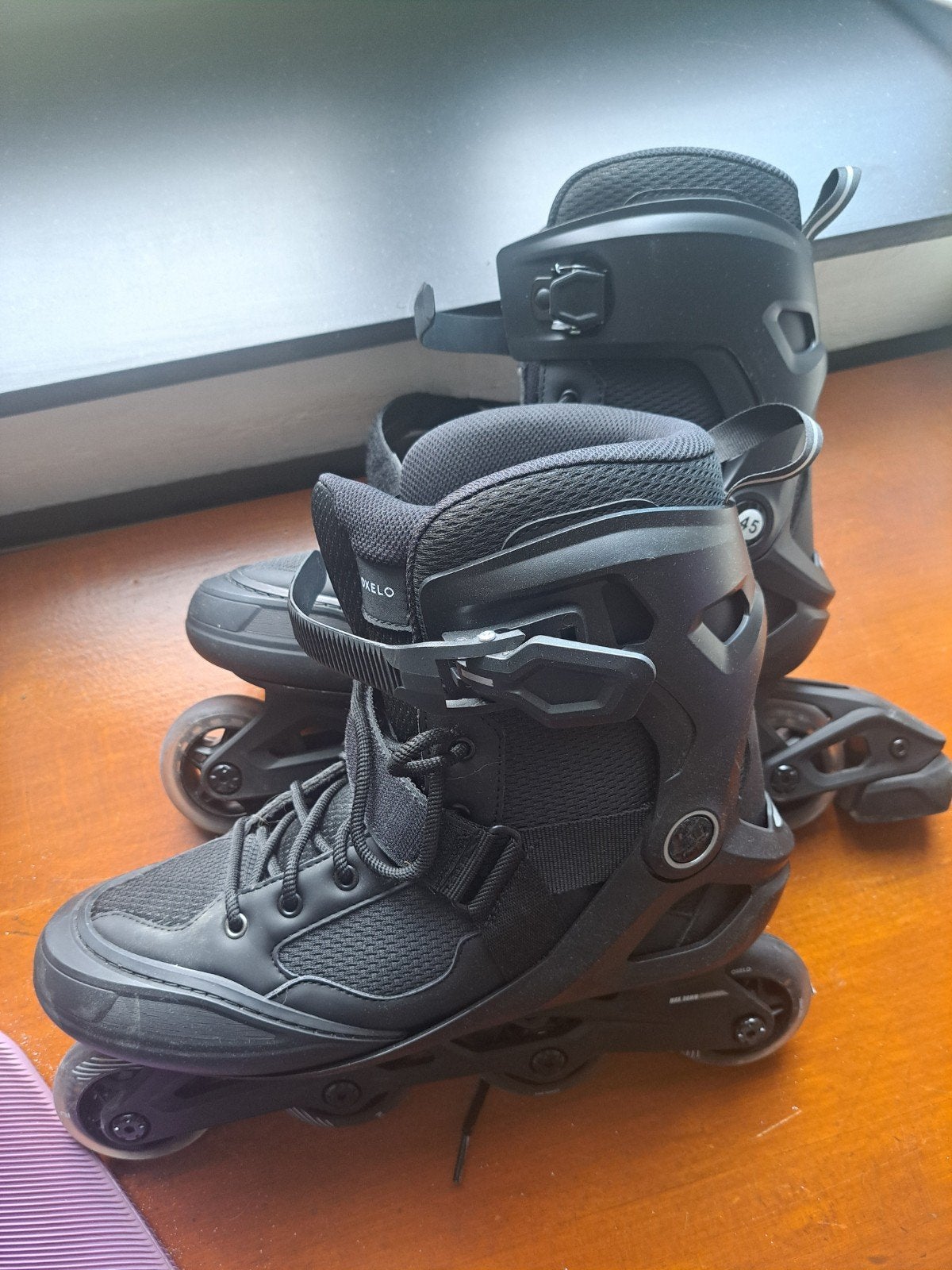 Lot Rollers Oxelo Fit500 (45) + Casque + Protection, Sports & Fitness, Enlèvement, Protection