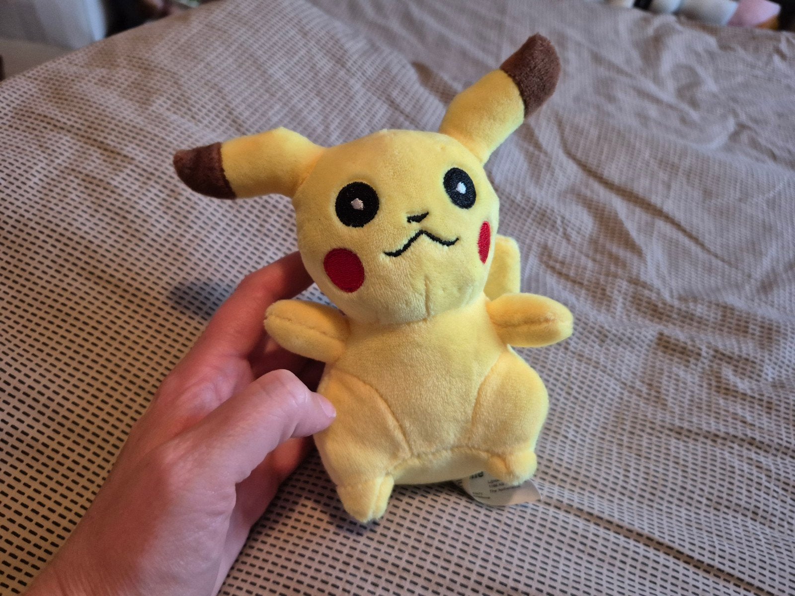Pokemon knuffeltje pikachu gebruikte staat maar nog goed, Ophalen of Verzenden