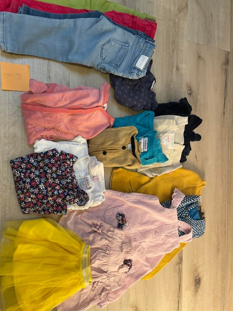 Pakket babykleren meisjes maat 86, Ophalen, Zo goed als nieuw, Maat 86