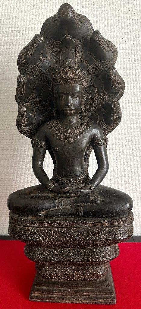 Boeddha op slangentroon in brons - 1960 - Cambodja, Antiek en Kunst, Ritueel object, Ophalen of Verzenden, 49 cm, Overige herkomsten