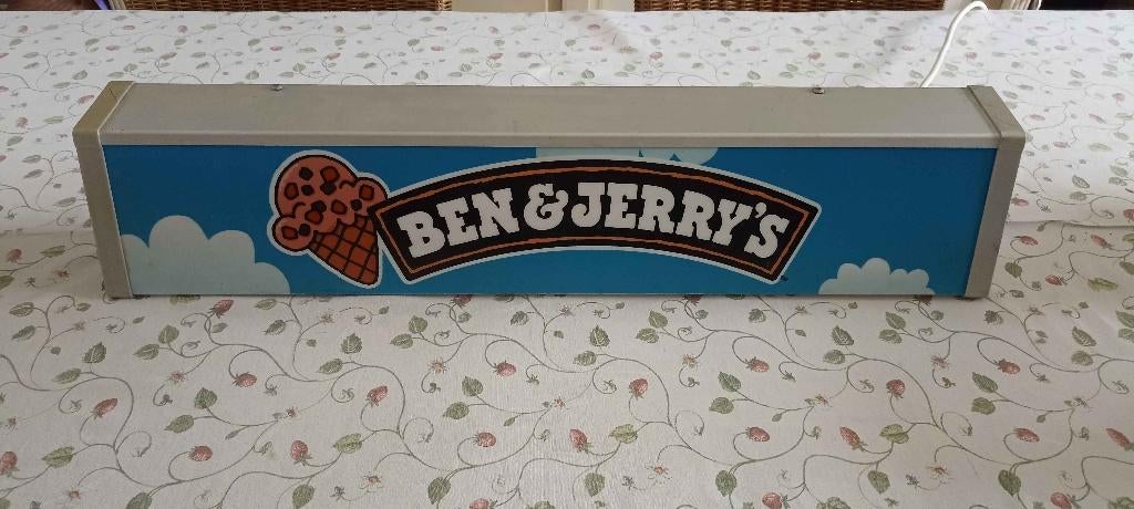 ben and jerry's lichtreclame, Enlèvement, Comme neuf, Table lumineuse ou lampe (néon)