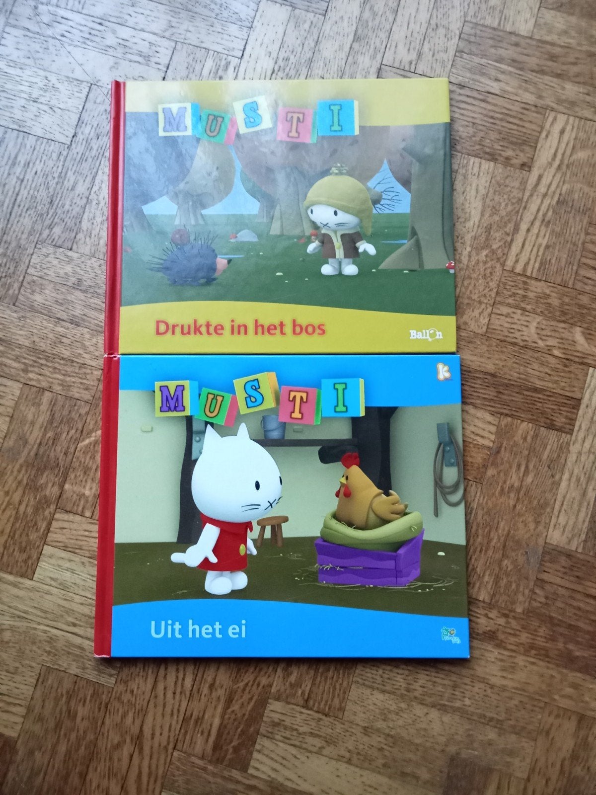 2 voorleesboeken Musti, Enlèvement ou Envoi, Utilisé