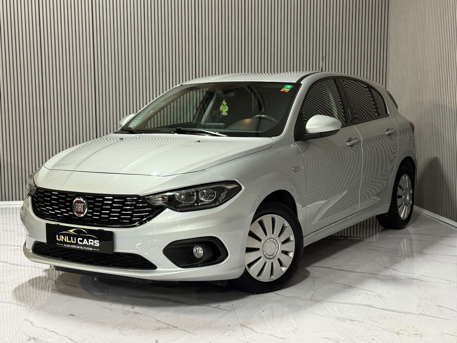 Fiat Tipo Tipo 1.6 MultiJet Opening Edition S, Auto's, 1442 kg, Gebruikt, 4 cilinders, Alcantara