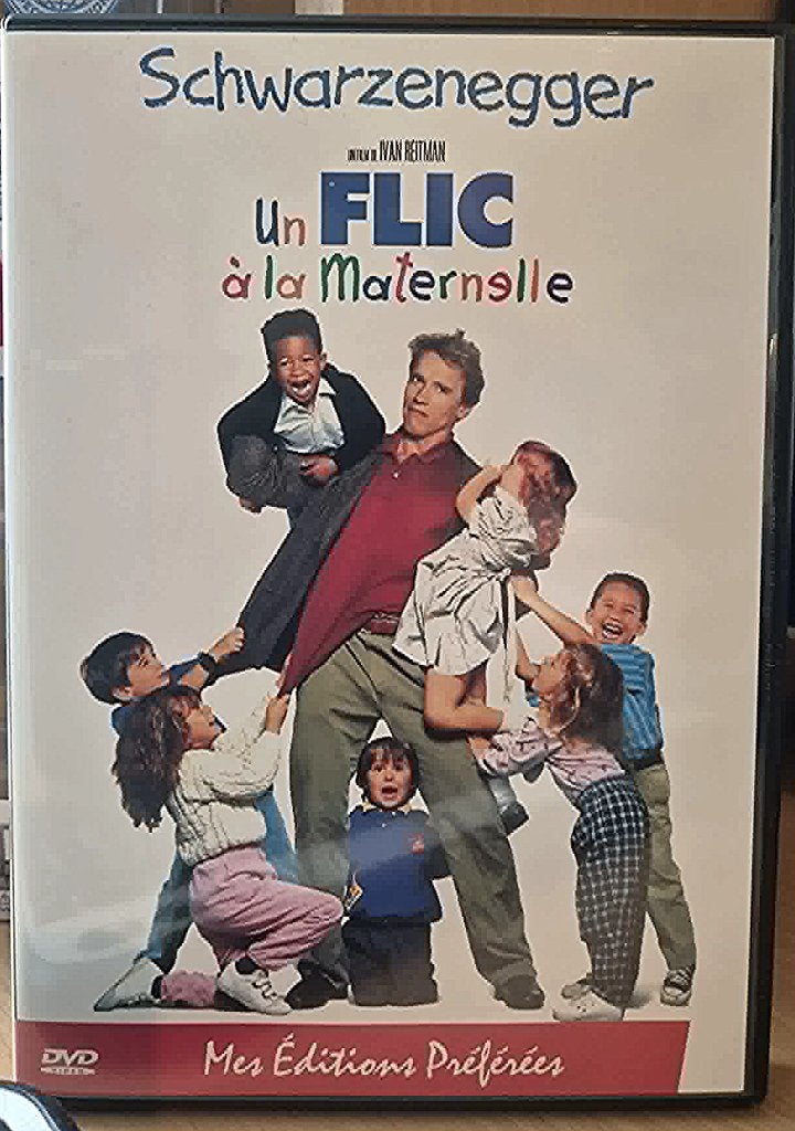 DVD Un flic à la maternelle / Arnold Schwarzenegger, CD & DVD, DVD | Comédie, Enlèvement, Comme neuf, Comédie d'action