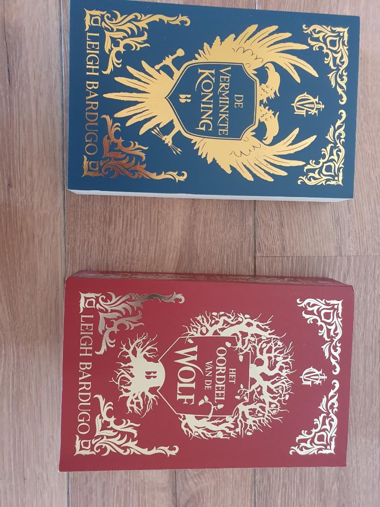 De Grisha Nikolai Duologie, Boeken, Ophalen of Verzenden, Zo goed als nieuw, Leigh Bardugo
