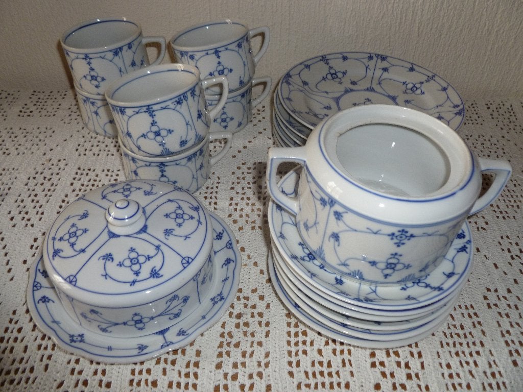 Antiek theeservies begin 1900, Jäger Eisenberg, Ophalen of Verzenden