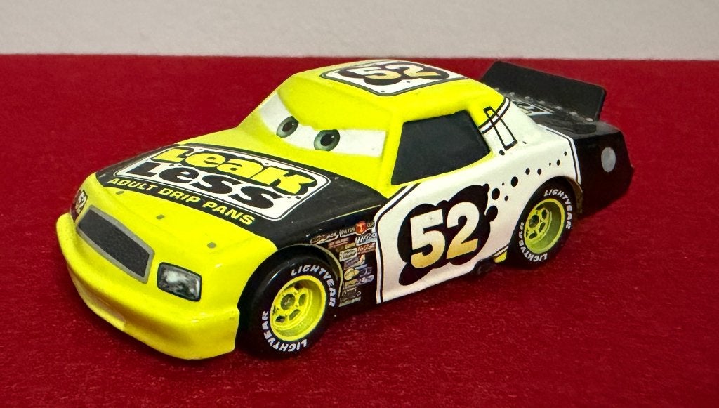 DISNEY CARS Supercharged Leak Less 52 DieCast 1:55, Ophalen of Verzenden, Nieuw, Auto