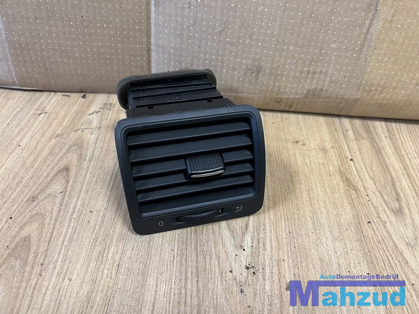 VW GOLF 5 GTI dashboard luchtrooster links 2003-2009, Autos : Pièces & Accessoires, Volkswagen, Volkswagen AG, Vw@volkswagen.de