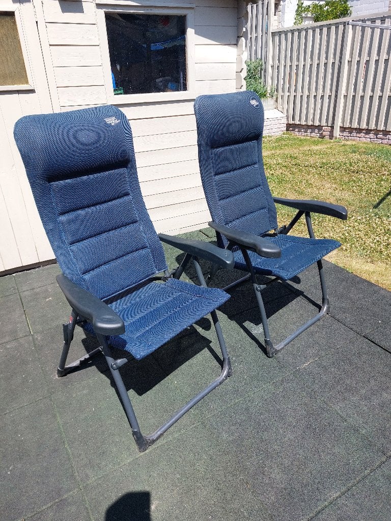 Plooistoelen met voetbankje, Caravanes & Camping, Enlèvement, Comme neuf, Chaise de camping