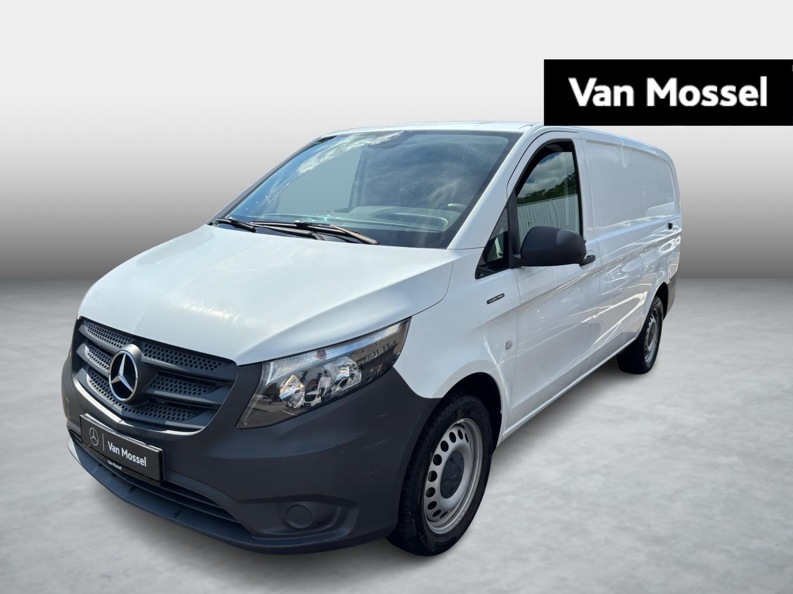 Mercedes-Benz eVito L2, Auto's, Bestelwagens en Lichte vracht, Stof, Gebruikt, 41 kWh, Traction-control