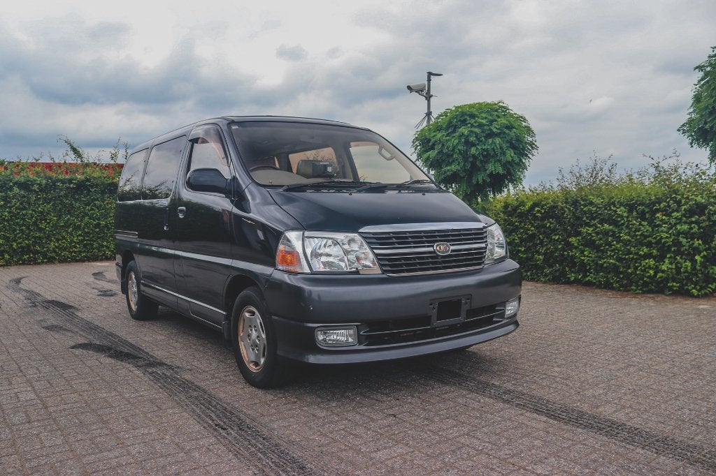 Toyota Granvia, Autres modèles, Achat, Beige, Entreprise