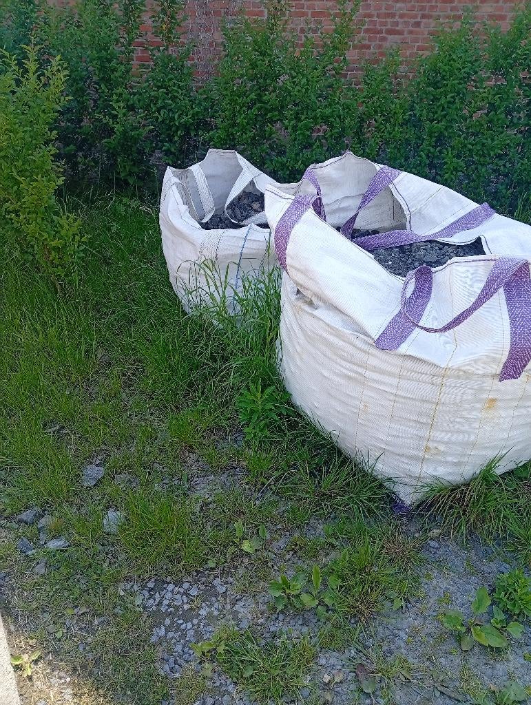 Big bags stenen, Ophalen, Zo goed als nieuw
