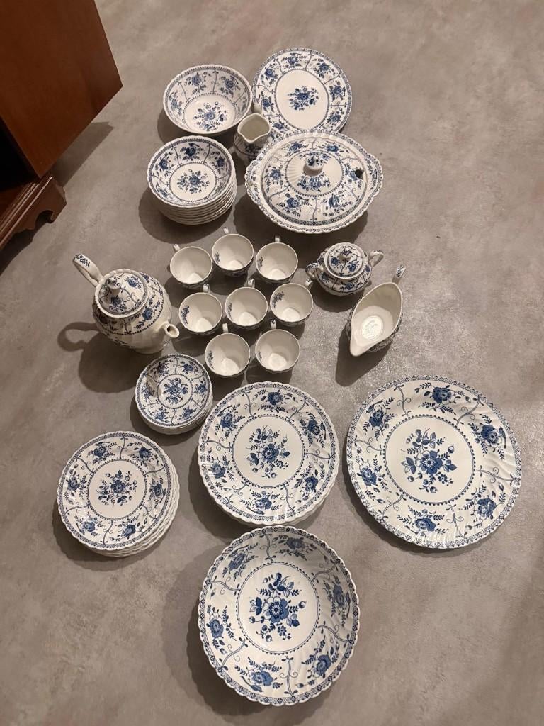 Service complet Johnson Brothers "Indies" bleu et blanc, Antiek en Kunst, Ophalen of Verzenden