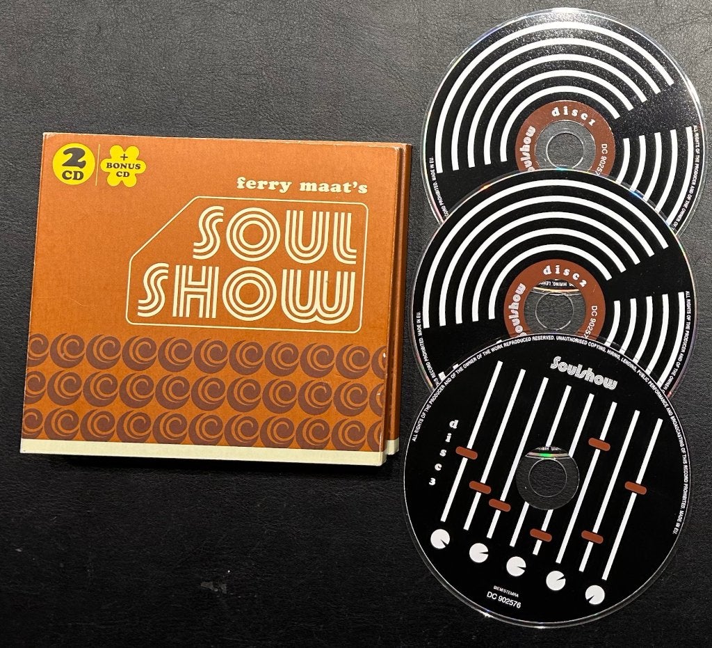 FERRY MAAT''s SOUL SHOW - ( 3CD set ), Cd's en Dvd's, Cd's | R&B en Soul, Boxset, Digipak, Ophalen of Verzenden, Zo goed als nieuw