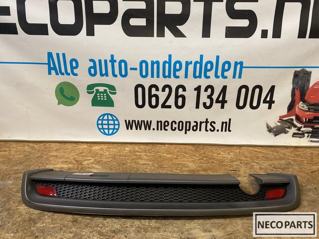 AUDI A1 8X S-LINE DIFFUSER GRILL ORIGINEEL, Autos : Pièces & Accessoires, Arrière, -, Audi, Utilisé