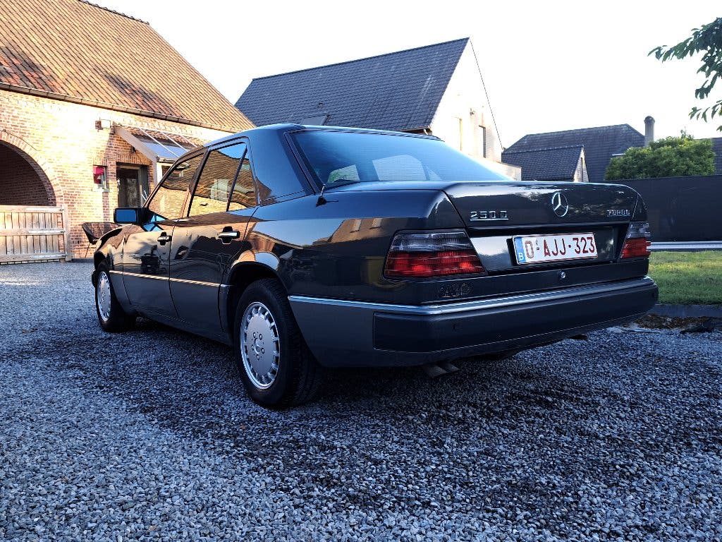 Mercedes W124 2.5 Turbo Diesel met 94000 Km, foto 5