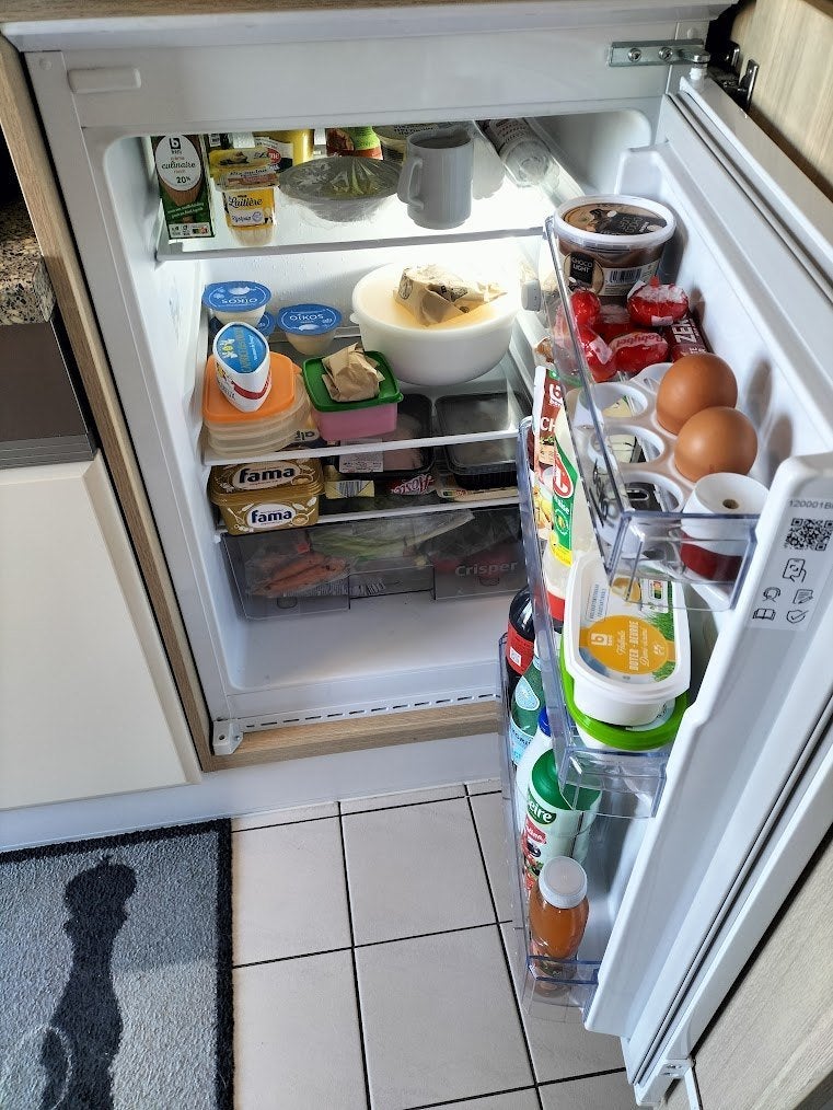 beko inbouwfrigo, Elektronische apparatuur, Koelkasten en IJskasten, Zonder vriesvak, 100 tot 150 liter, Zo goed als nieuw, Energieklasse A of zuiniger