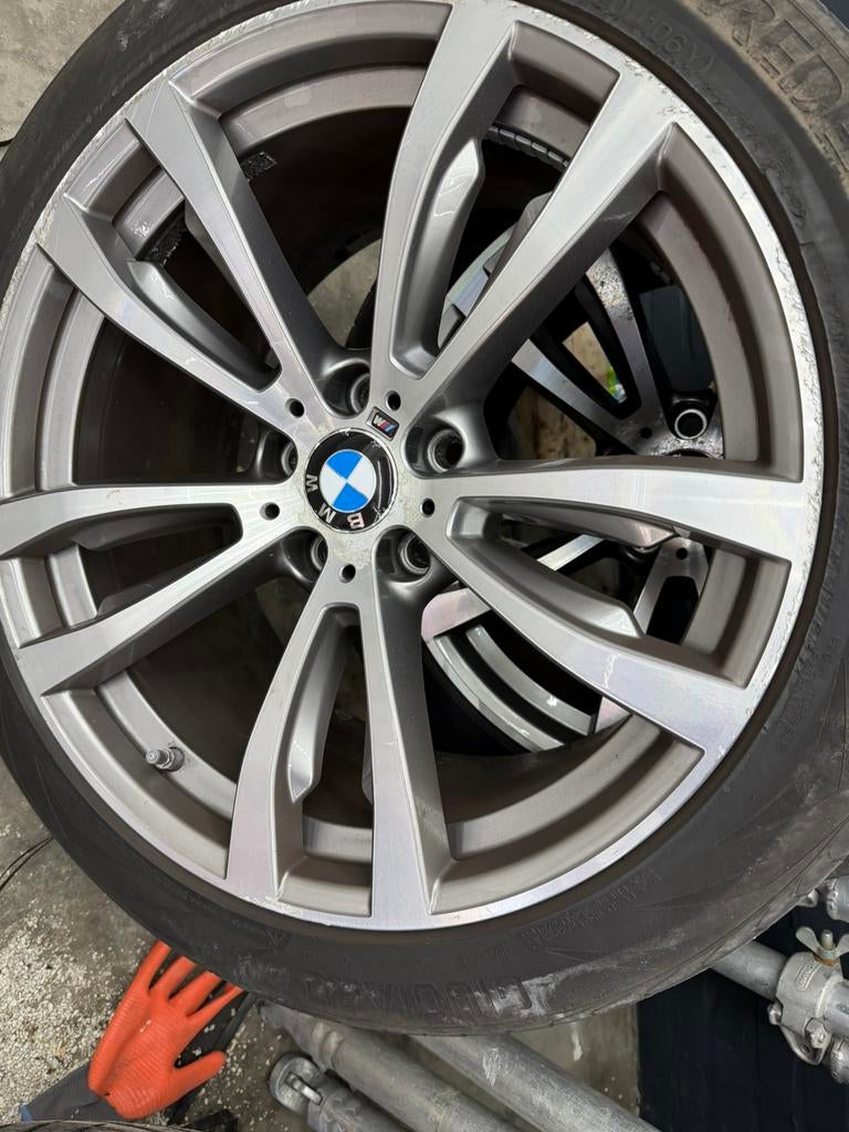 20 inch originele breedset x5 met zomer en winterbanden, Auto-onderdelen, Ophalen, Gebruikt, Banden en Velgen, Personenwagen