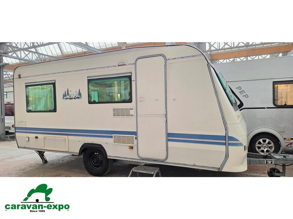 ADRIA UNICA 462, Caravanes & Camping, Caravanes, Entreprise, jusqu'à 4, 750 - 1000 kg, Adria, 5 à 6 mètres
