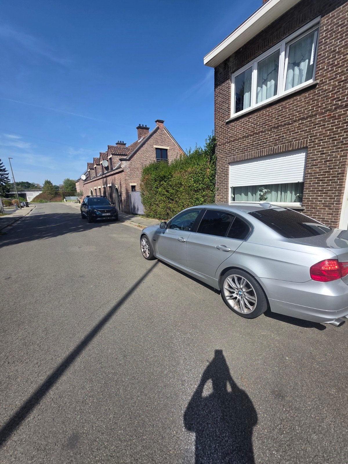 bmw 316i en parfait état avec inspection et 2 clés, Autos, Argent ou Gris, Achat, Boîte manuelle, Noir