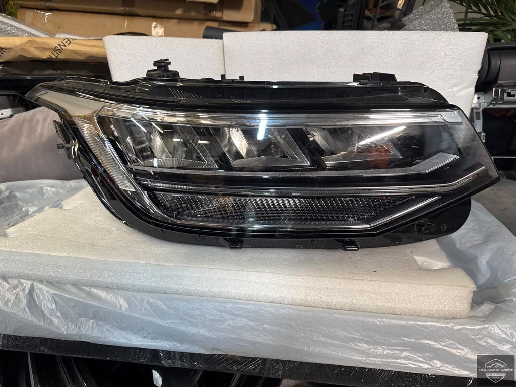 Phare avant droit Full LED pour VW Tiguan 5NA Facelift 5NB94, Autos : Pièces & Accessoires, Éclairage, Volkswagen, Volkswagen AG