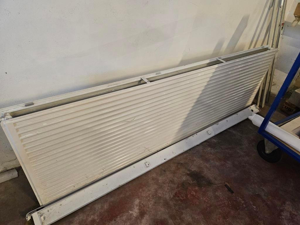 Radiator HENRAD in prima staat, Ophalen, Radiator