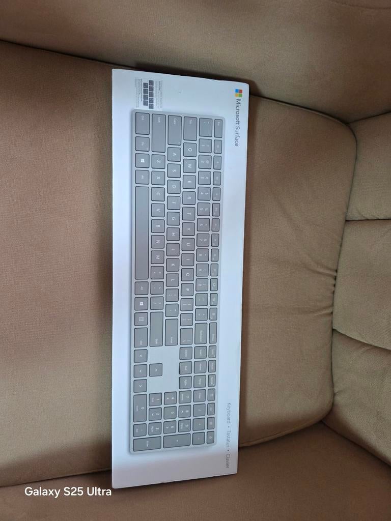 Clavier Microsoft surface, Informatique & Logiciels, Enlèvement