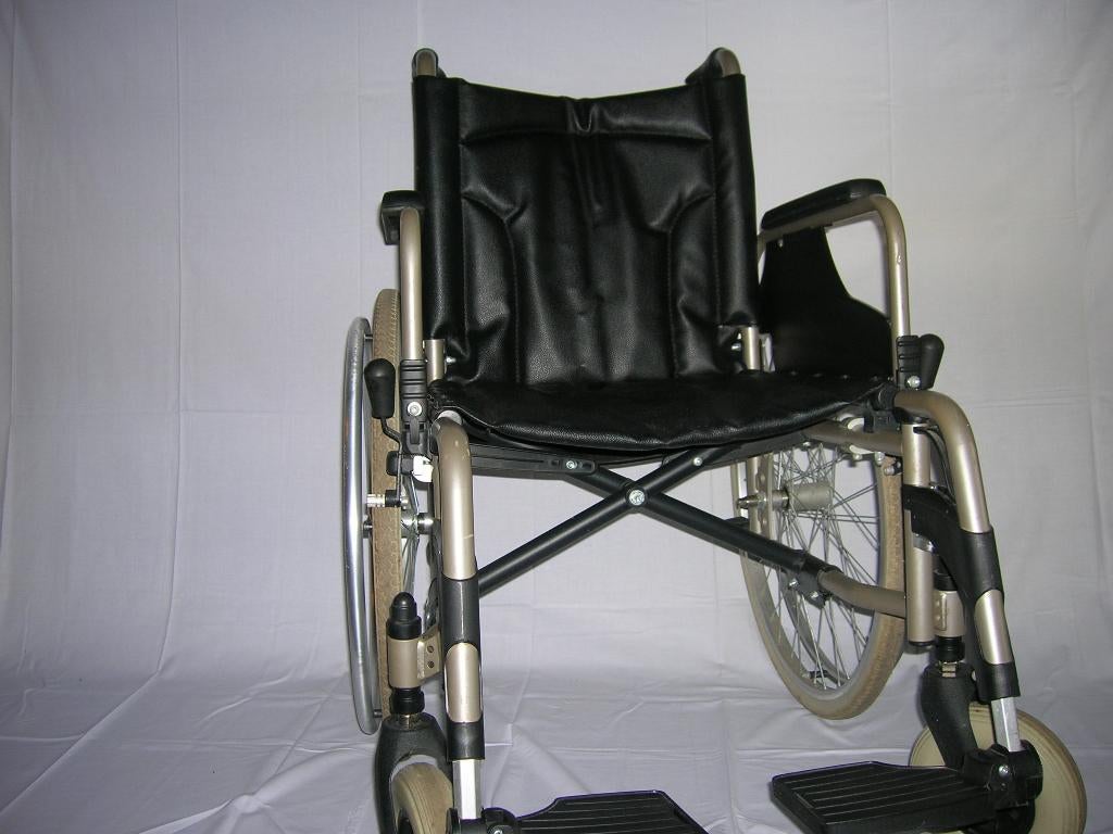 Fauteuil roulant Vermeiren, Divers, Enlèvement, Pliant, Utilisé, Fauteuil roulant manuel
