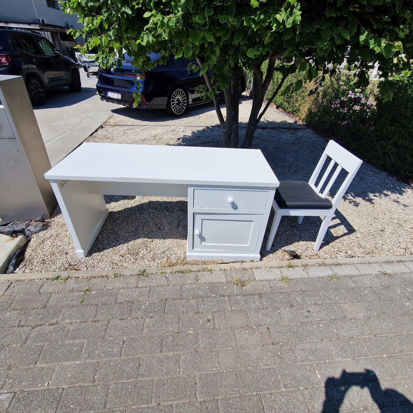 Gratis degelijk bureau, Ophalen
