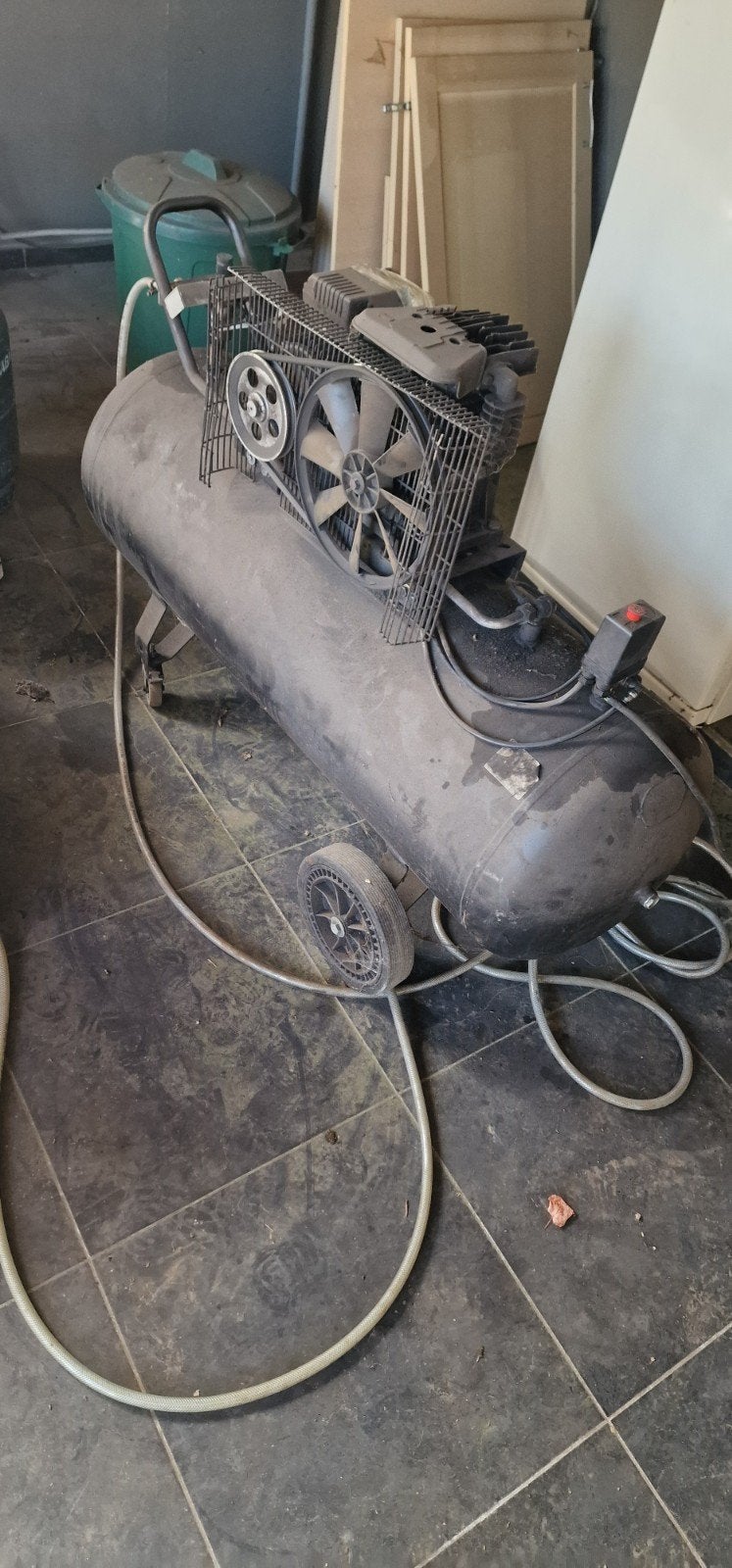 compressor 200l, Ophalen, Gebruikt, Mobiel, 6 tot 10 bar