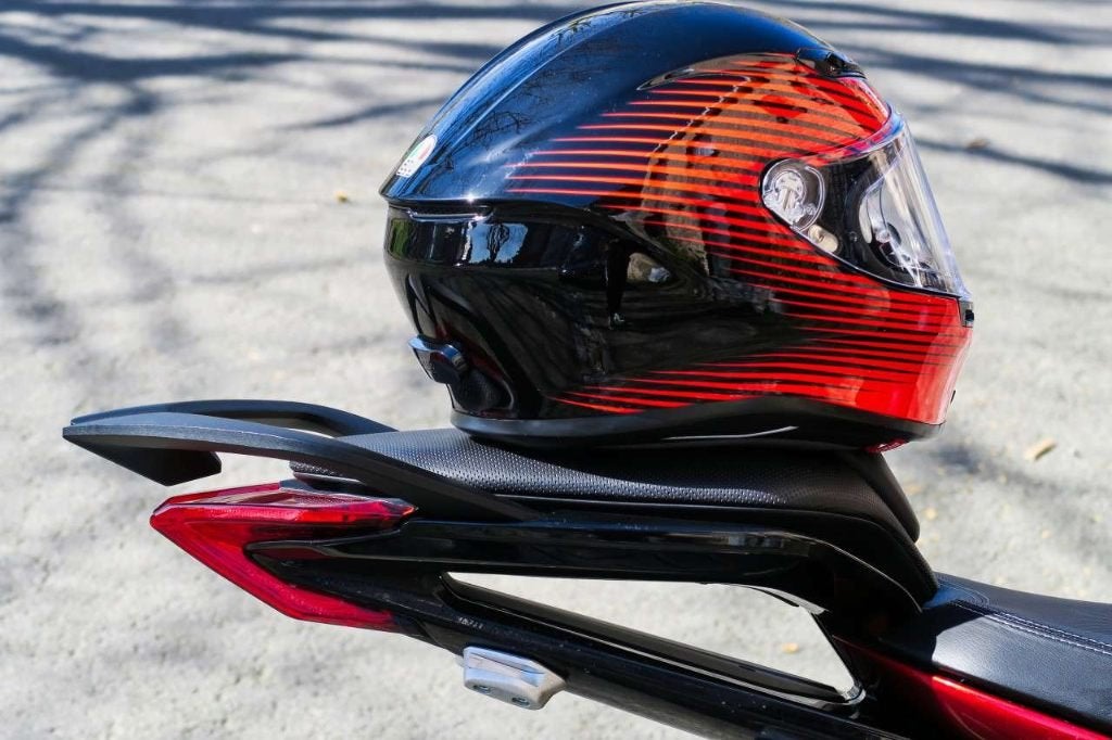 Intégral en fibres AGV K6 - XXL, Motos, Femmes, Seconde main, Enlèvement ou Envoi, Autres types