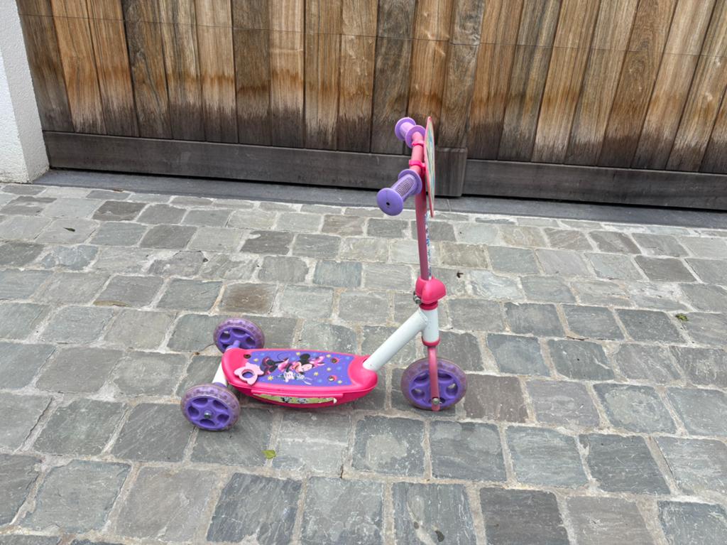 Trottinette fille enfant Minnie, Vélos & Vélomoteurs, Enlèvement, Utilisé