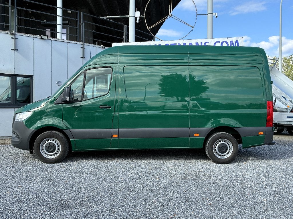 Mercedes-Benz Sprinter 319 40.900€+BTW L2H2 L2 H2 / 190 PK, Auto's, Automaat, Dealer onderhouden, 1951 cc, 4 cilinders
