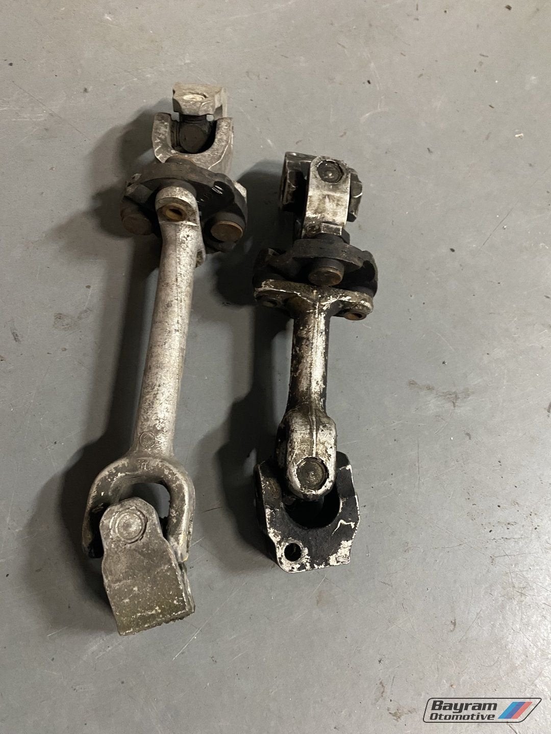 Bmw E30 kruiskoppeling stuurbekrachtiging onbek 3-serie stb, Auto-onderdelen, Transmissie en Toebehoren, BMW, Gebruikt, Ophalen of Verzenden