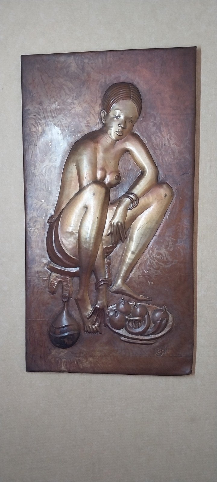 Grand tableau en cuivre repoussé signé Mukalay 1986 art RDC, Ophalen, Koper