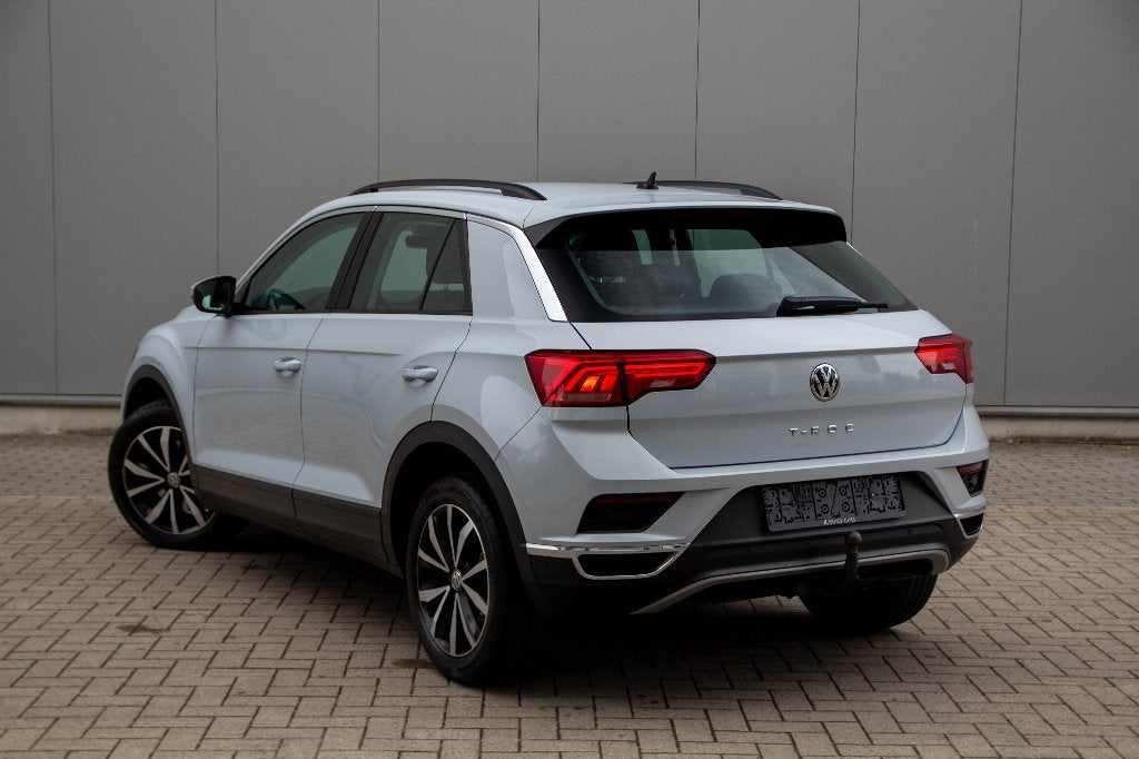 Volkswagen T-Roc 1.5 TSi / 2018 / 79.482km / Automaat, Autos, Volkswagen, Argent ou Gris, Achat, Entreprise, https://public.car-pass.be/vhr/e7e3a2c1-5b43-4b83-92b3-92a6b023bda0?lang=nl