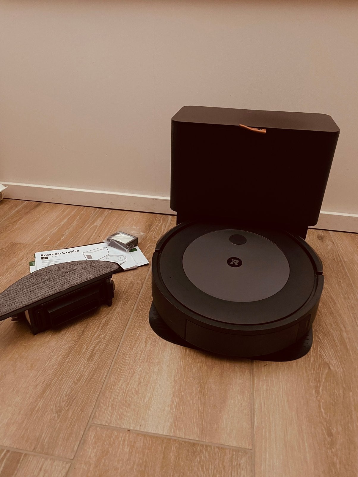 iRobot Roomba Combo j5+, Ophalen, Zo goed als nieuw, Robotstofzuiger, IRobot