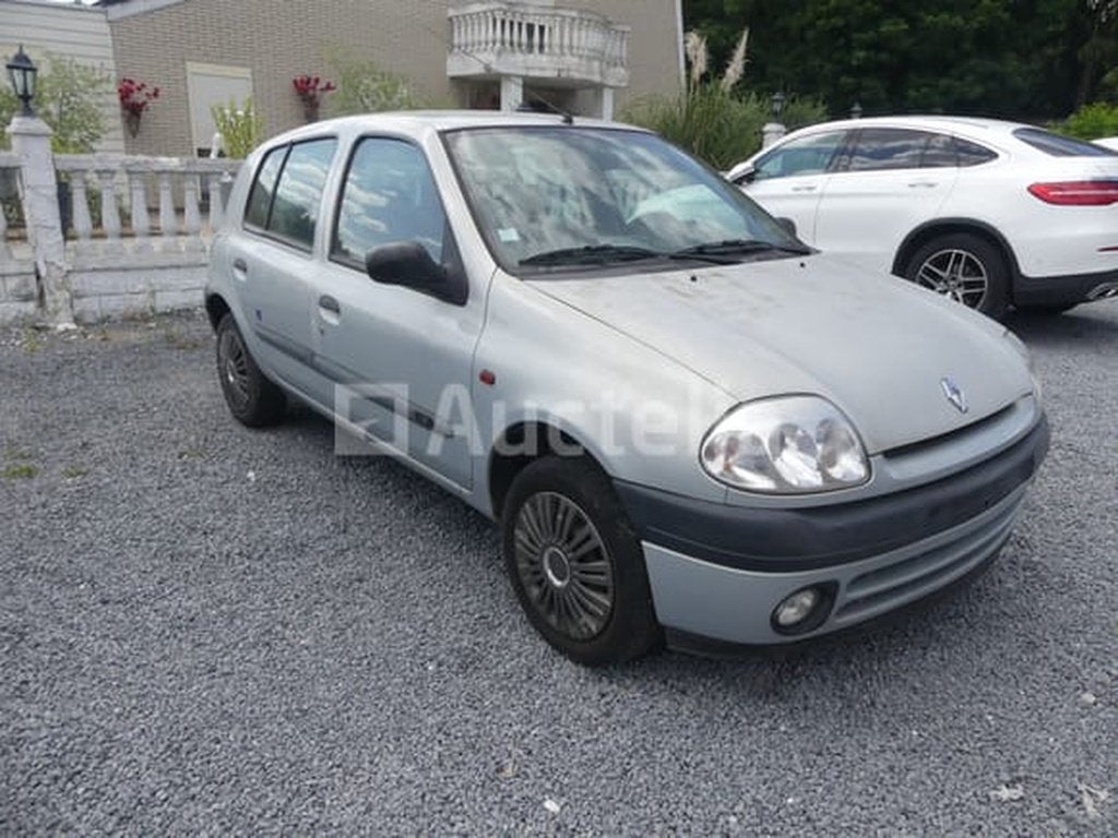 Voiture Renault Clio (2000-158.610 km), Autos, Oldtimers & Ancêtres, Achat, Entreprise, Autre carrosserie, Autres carburants