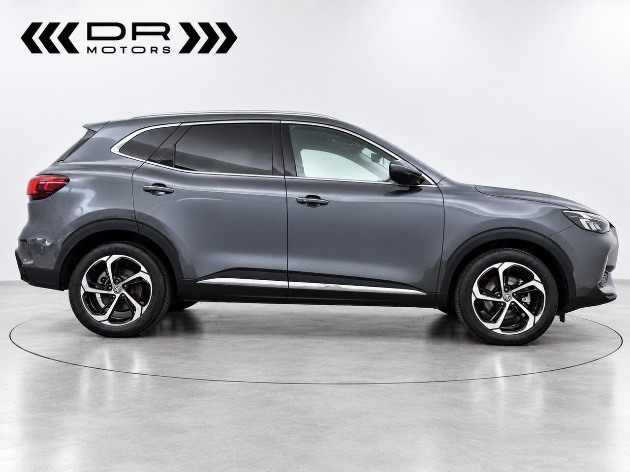 MG HS HS DCT LUXURY - FULL OPTION - LEDER - PANO - ALU 18, Autos, 0 kg, Achat, Euro 6, Entreprise