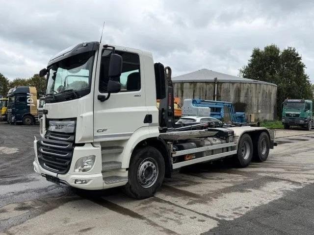 DAF CF 480 HAAKARM/ROLL-OFF TIPPER DK1132, Auto's, Vrachtwagens, Automaat, Euro 6, Overige brandstoffen, Wit