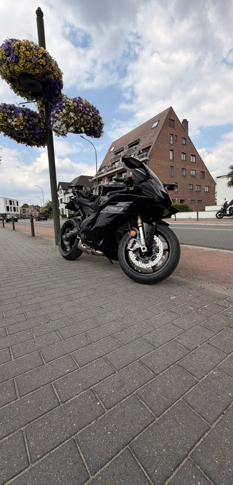 Yamaha R9 2026 - 600 km  - Option complète - Noir, Motos, Permis Moto A2 minimum, 3 cylindres, Manuelle, Sport