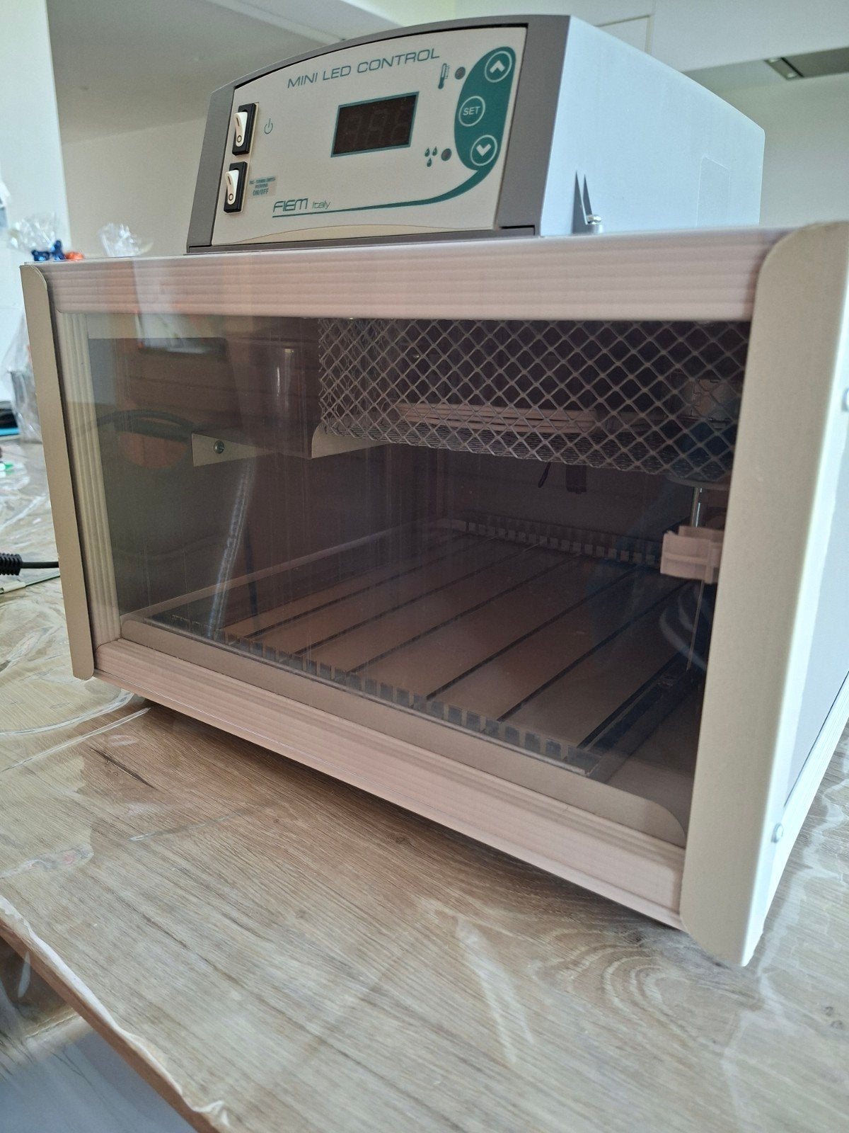Fiem cip cip 28 broedmachine., Animaux & Accessoires, Rongeurs & Lapins | Cages & Clapiers, Comme neuf, Enlèvement