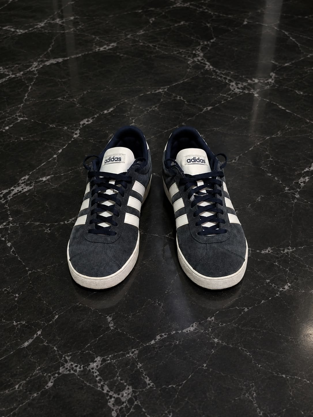 Adidas VL Court 2.0 Sneakers Donkerblauw/Wit – Maat 40, Vêtements | Hommes, Enlèvement ou Envoi, Comme neuf, Adidas, Bleu