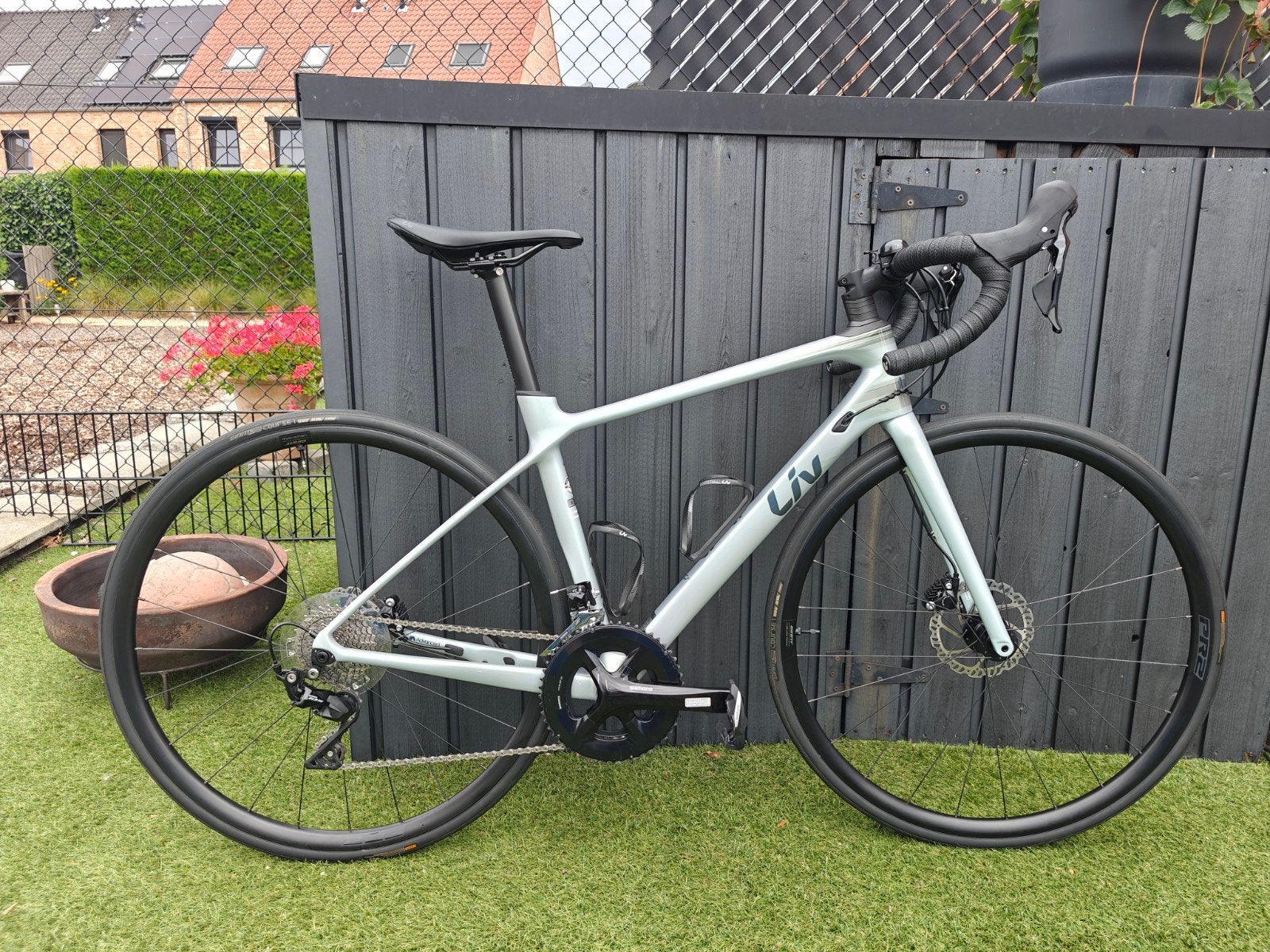 Dames koersfiets nagelnieuw, Ophalen