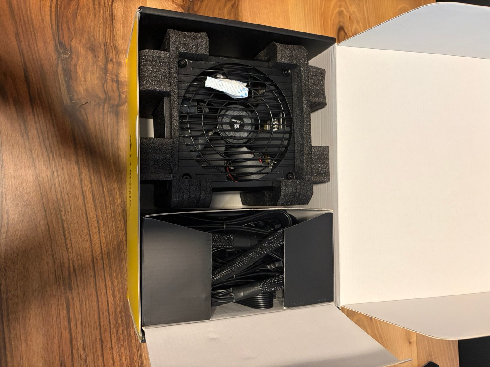 Corsair RM 750, Enlèvement ou Envoi, Utilisé