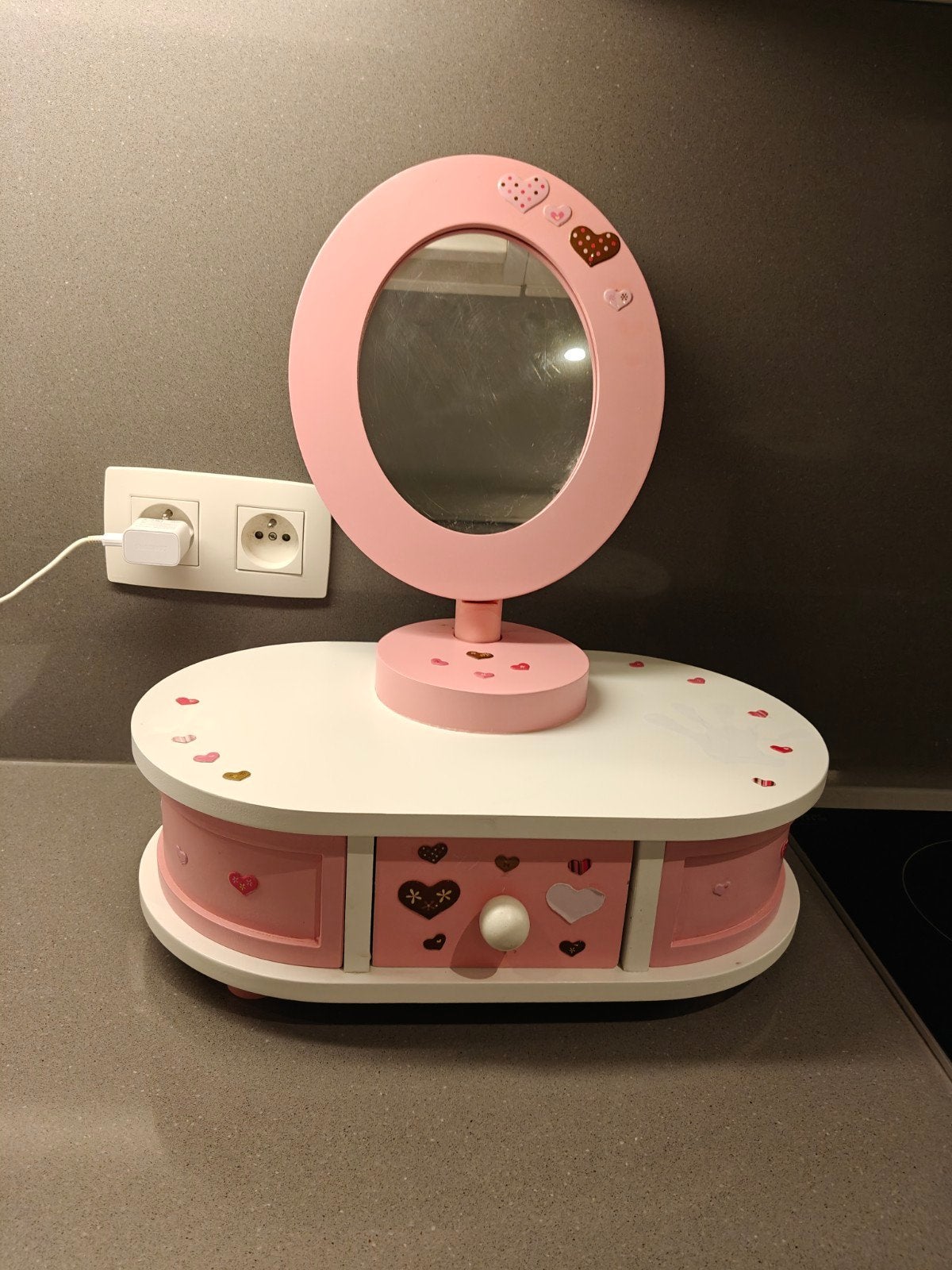 Roze kinderkaptafel met grote spiegel en opbergruimte, Ophalen of Verzenden, Zo goed als nieuw, Jongen of Meisje