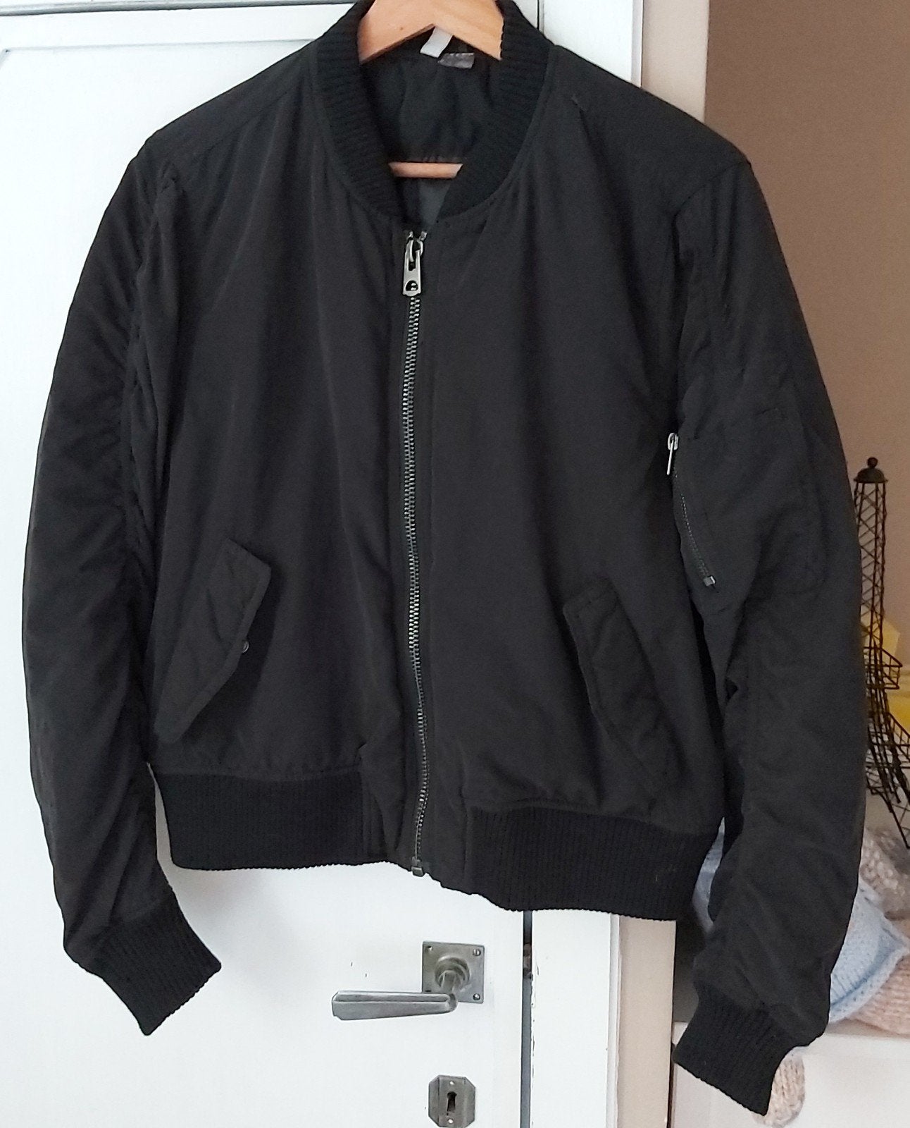 Prachtig Bomber jasje large H&M., H&M, Ophalen of Verzenden, Zo goed als nieuw, Maat 42/44 (L)