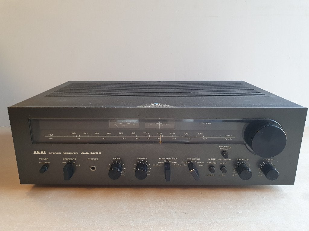 Akai Stereo Receiver AA-1135, Audio, Tv en Foto, Stereoketens, Ophalen of Verzenden, Akai