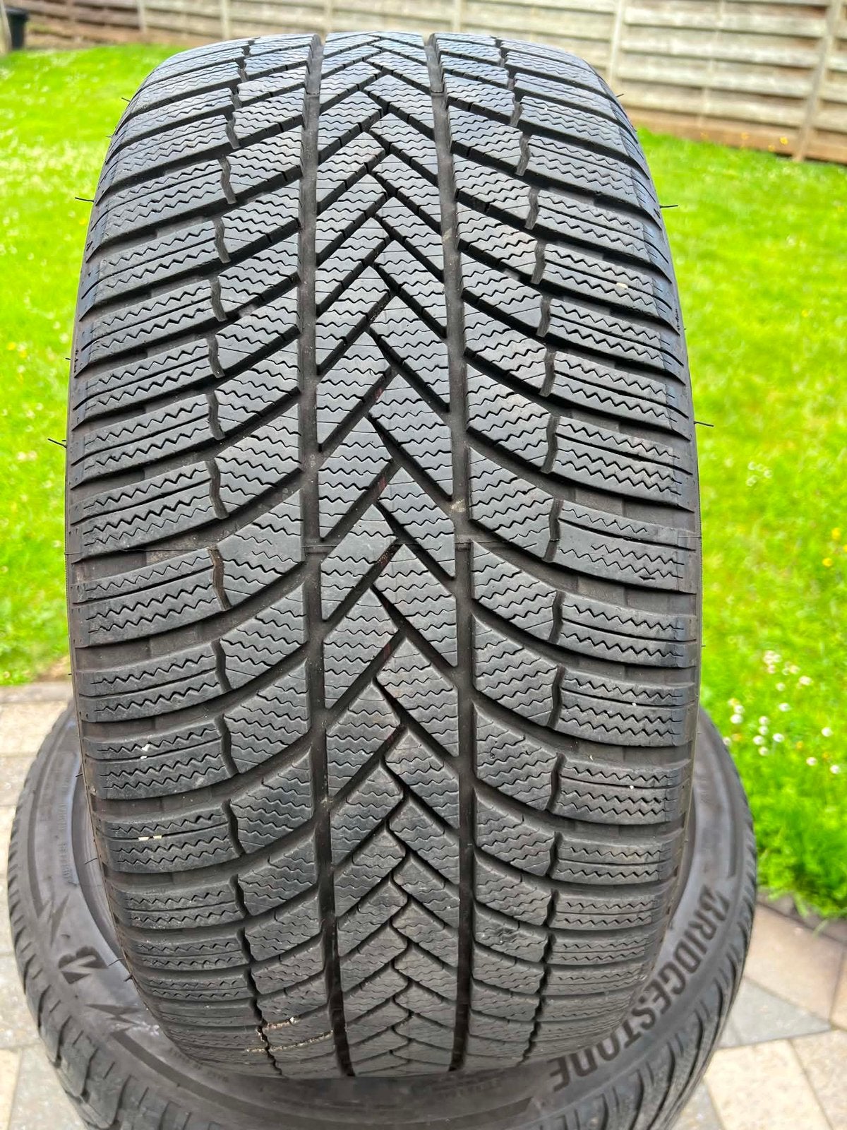 BRIDGESTONE WINTERBANDEN 245/40/R18, Auto-onderdelen, Ophalen, 18 inch, Winterbanden, Band(en)