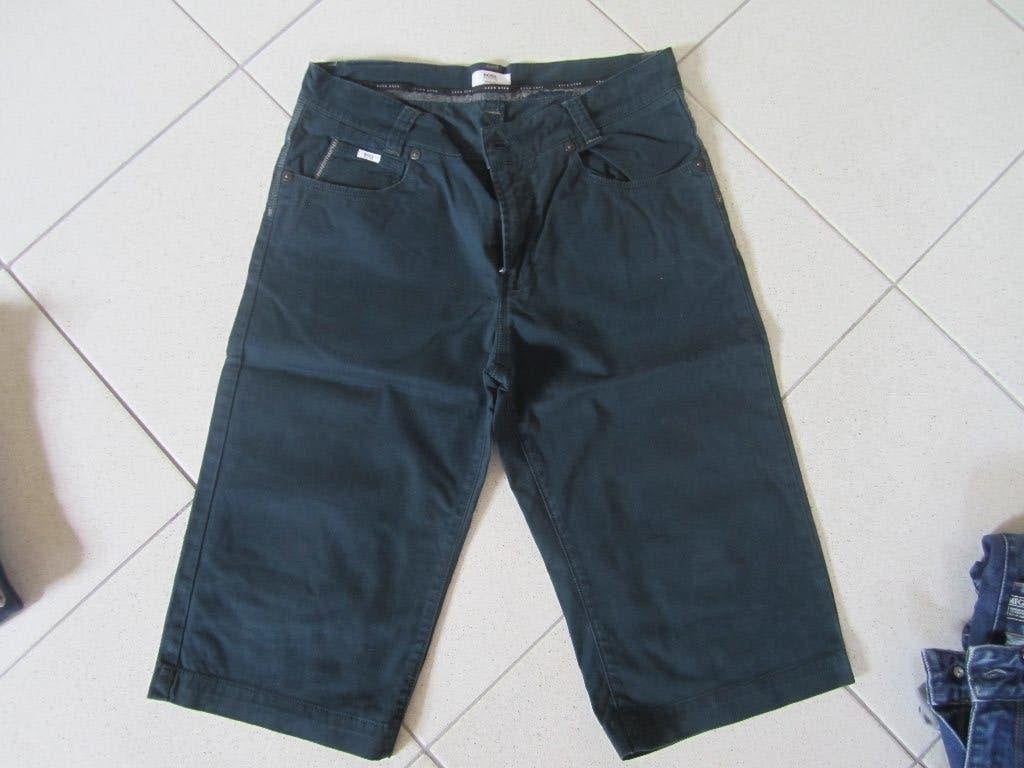 Short Hugo Boss 16 jaar, Enfants & Bébés, Vêtements enfant | Taille 176, Pantalon, Garçon, Enlèvement ou Envoi, Boss